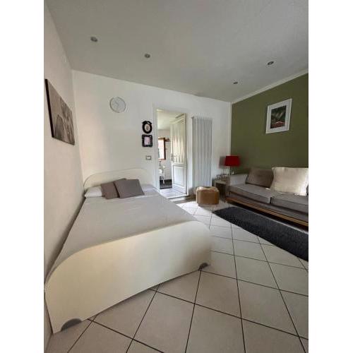 LA TANA Guest House