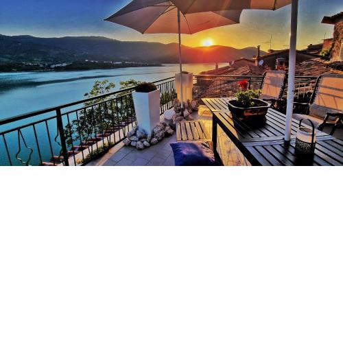 La terrazza sul lago
