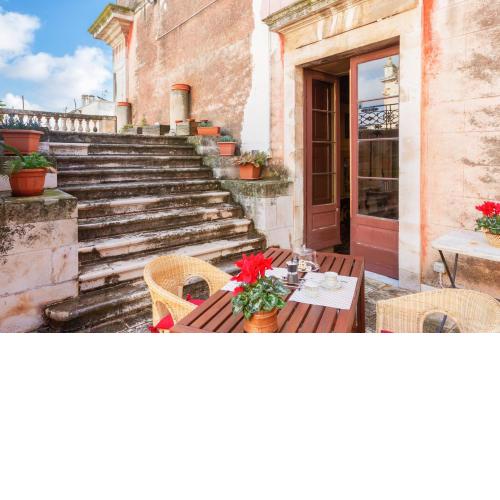La terrazza sulla Chiesa di San Francesco d'Assisi