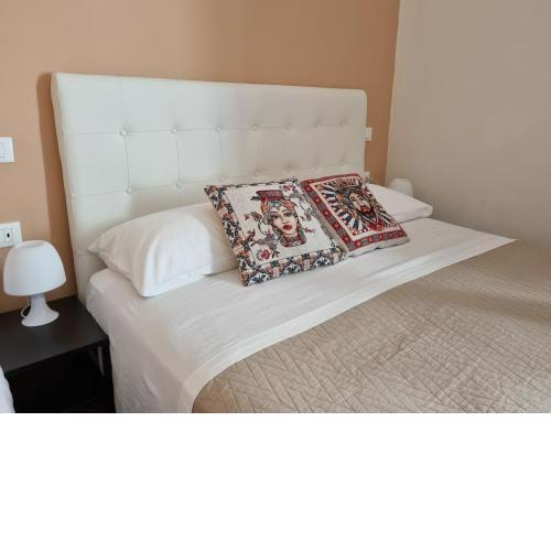 La Trinacria Bed & Breakfast