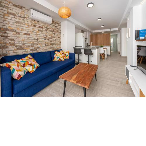 LA TRINIDAD SUITES