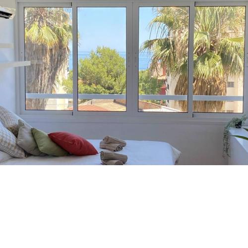 La ventana de Puerto Marina
