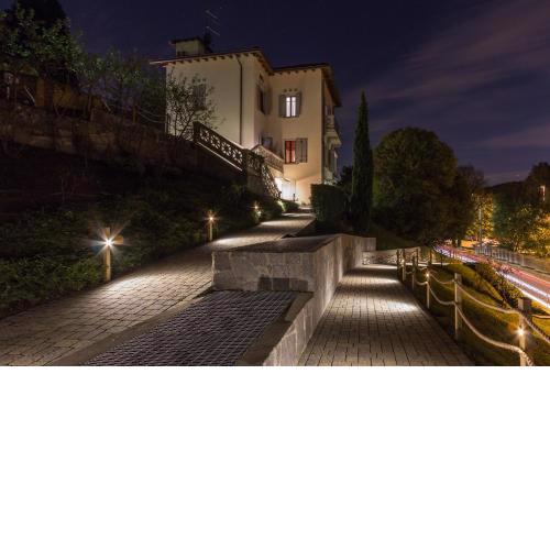 La Villa Suites - by MyHomeInComo