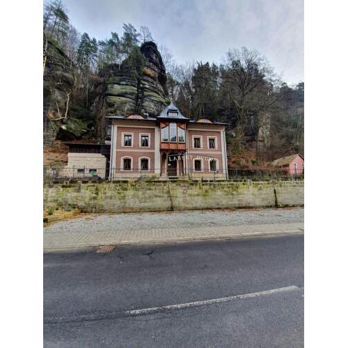 Labský Dvůr