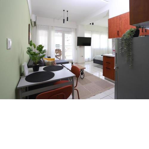 Ladadika Terraza Apt #1