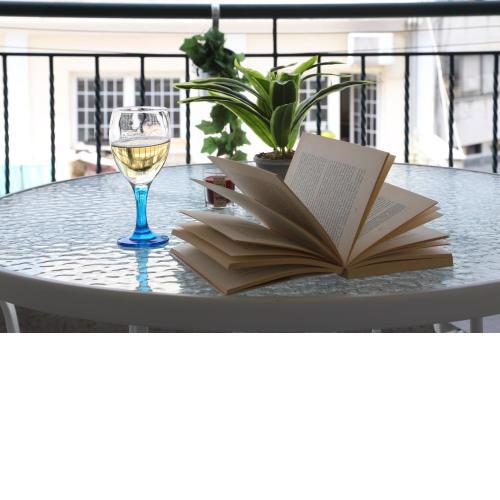 Ladadika Terraza Apt #2