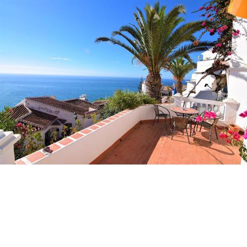 Ladera Panorama 25