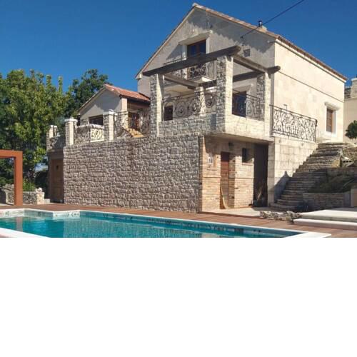 Lady Stone Resort