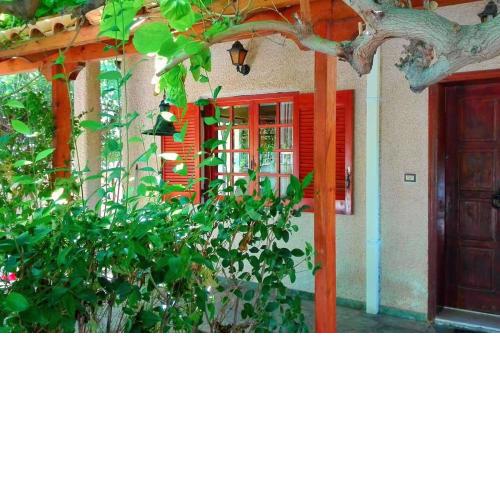 Lagonisi Country House