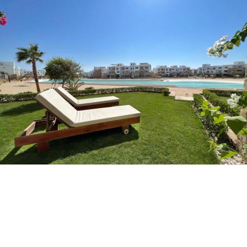 Lagoonfront Easy 1BDR Swan Lake El Gouna