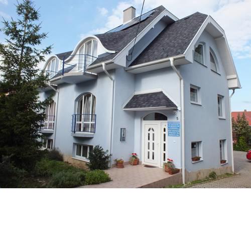 Laguna Apartmanház