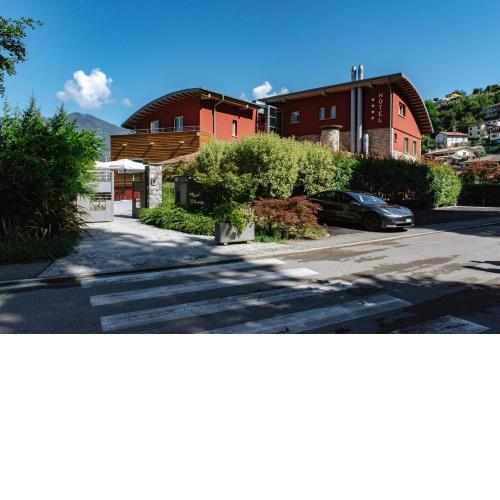 Lake Hotel La Pieve