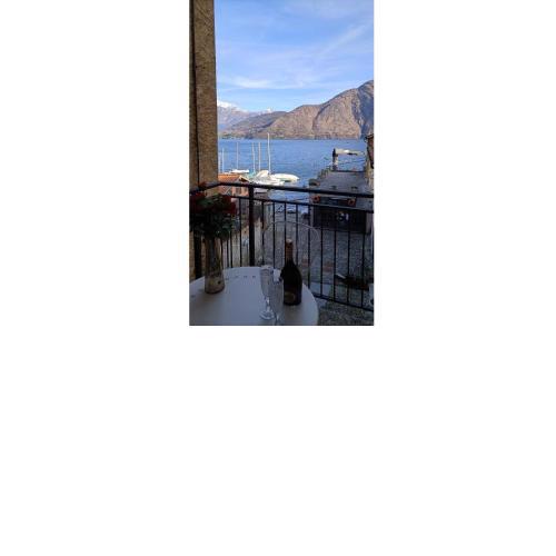 Lakeside apartment Tremezzo - Larihome B01