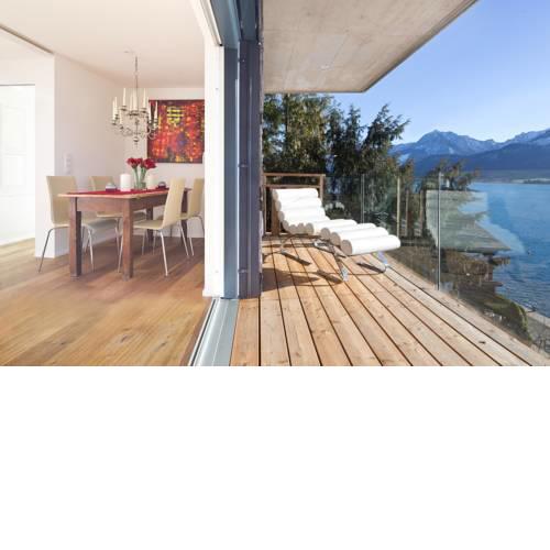Lakeview Studio