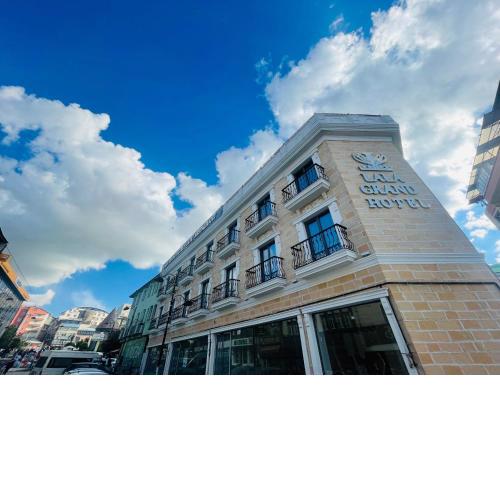 Lala Grand Hotel