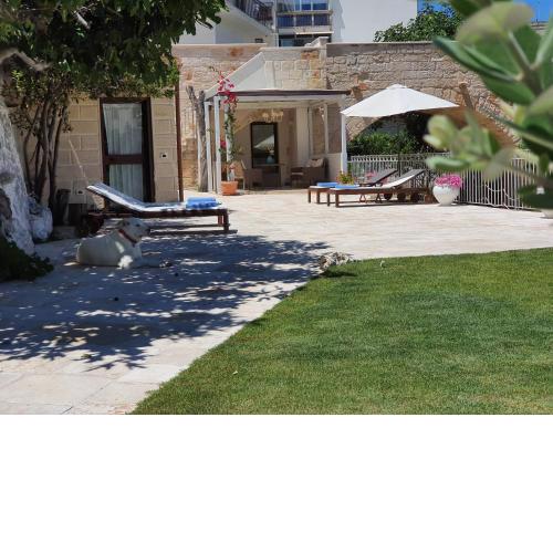Lamanna SUMMER HOUSE