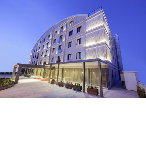Lamec Hotel Business