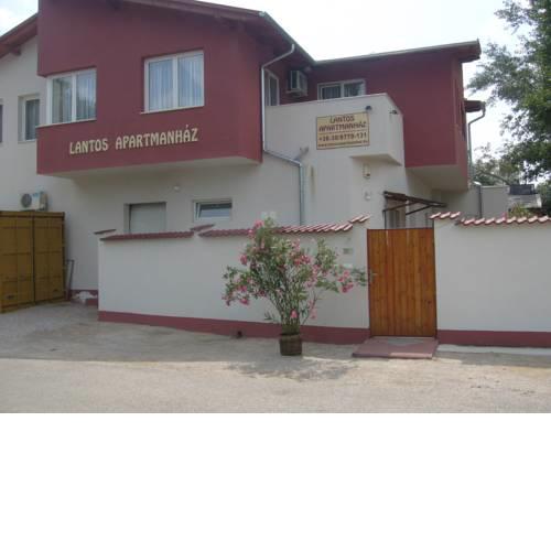Lantos Apartmanház