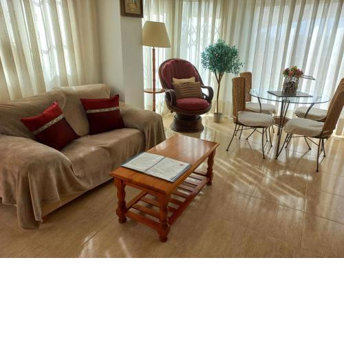 Large 3 Bedroom Family house in La Zenia