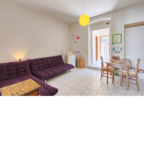 Large apartment in city centre Pula!