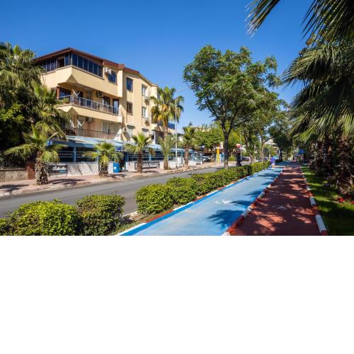 Large Duplex Apartment With Sea View