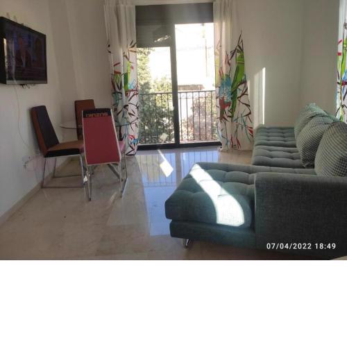 LARIOS CENTRO TRINIaD SUITES