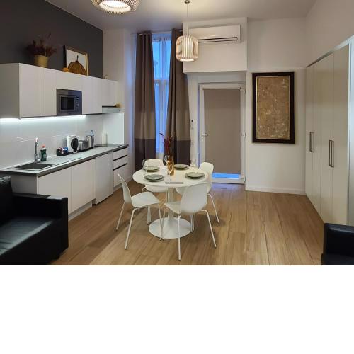 Las Artes Hlius Luxury Apartments
