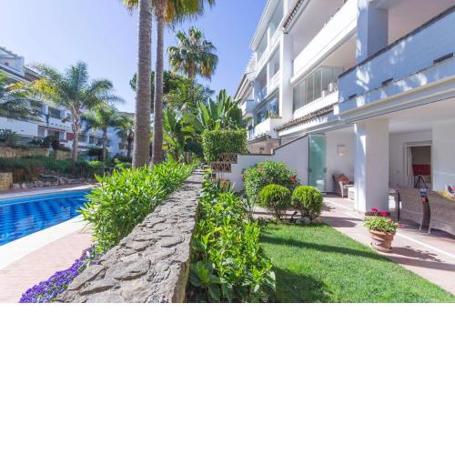 Las Canas beach, ground floor first line beach, Marbella golden mile