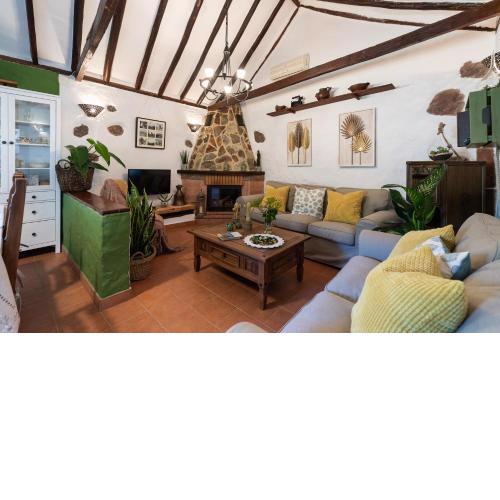 Las Casas de la Rueda - El Patio
