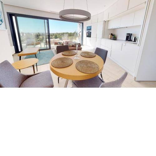 Las Colinas Golf, luxury penthouse
