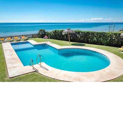 Las Dunas de Marbella - Beachfront 3 Bed Townhouses