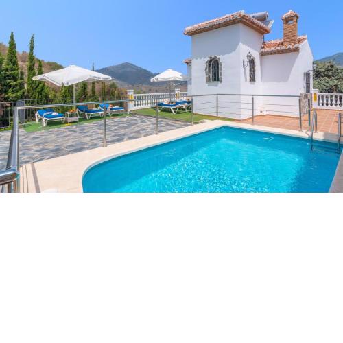 Las Encinas Costa del Sol Torrox by Ruralidays