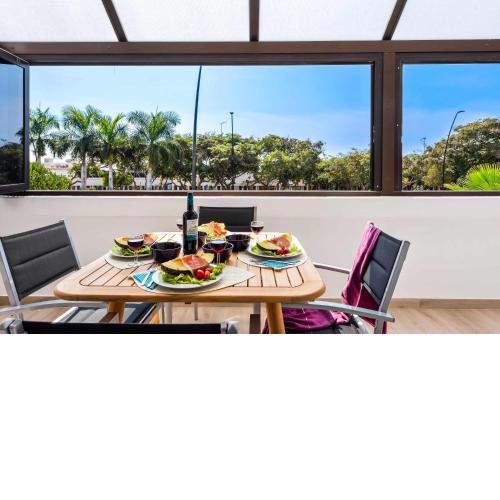 Las Vistas Cristianos by Welcome Tenerife