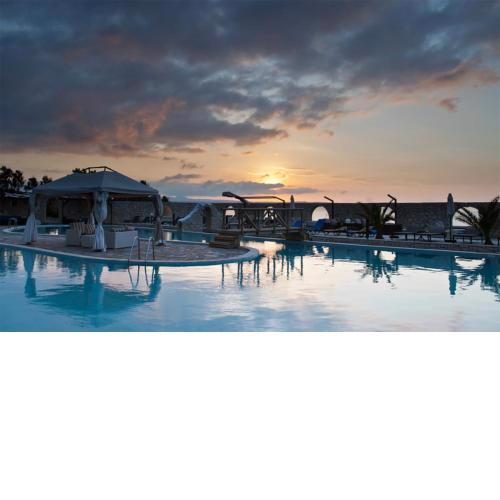 LASSION GOLDEN BAY by LA WHITE