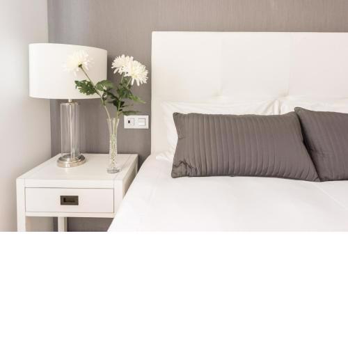 Latina Suite by Madflats Collection