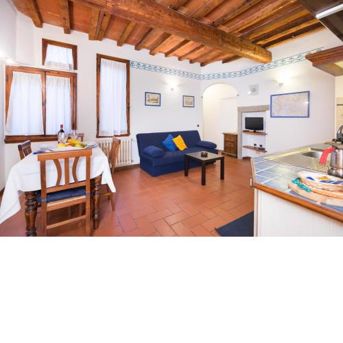 Laura Holiday House