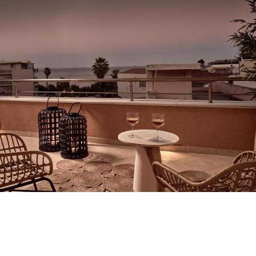 Laura Suites