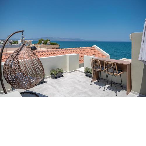 Lavender suite sea view