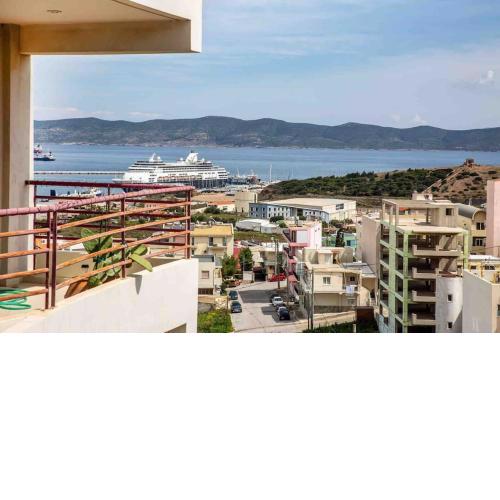 Lavrio Seaview 2bdr Apt 4 min dive from the sea
