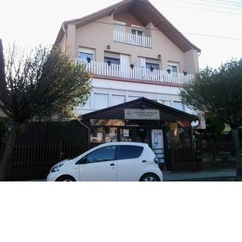 Lázár Apartmanok