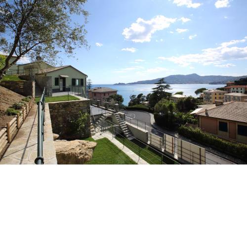 Le case di Zoagli by Holiday World