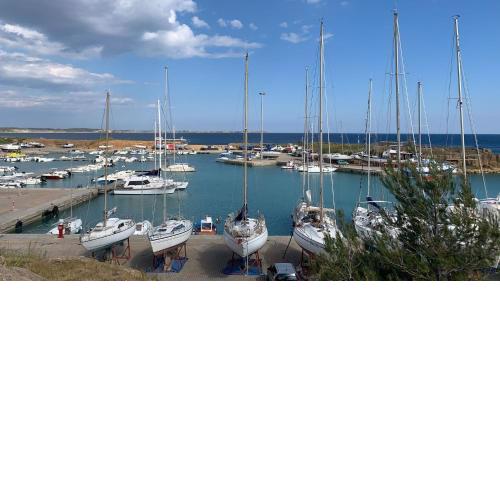 Le Castella Home