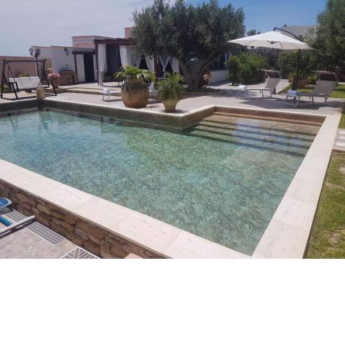 Le Giarre - Villa con Piscina Privata a Trapani