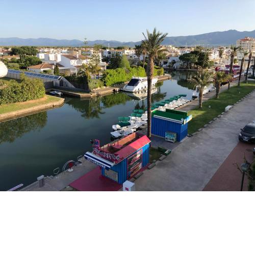 Le Marinola à Empuriabrava