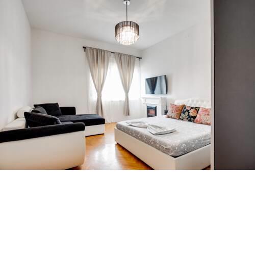 Le Mini Palais - Beachfront, 5 min center, terrace
