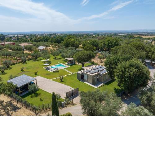 Le Querce exclusive c house