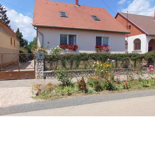 Leander Apartman