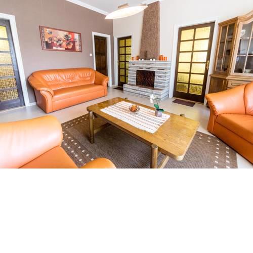 Leander Apartman