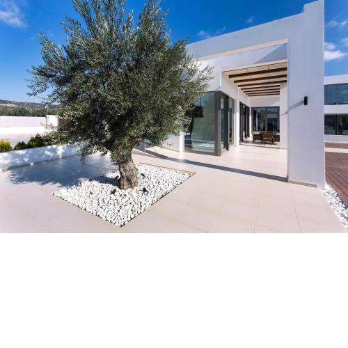 LeBlanc Luxurious Beachfront Villa, GcollectionGr