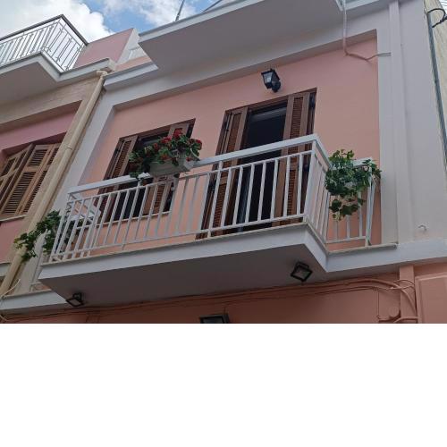 Lefterakis place